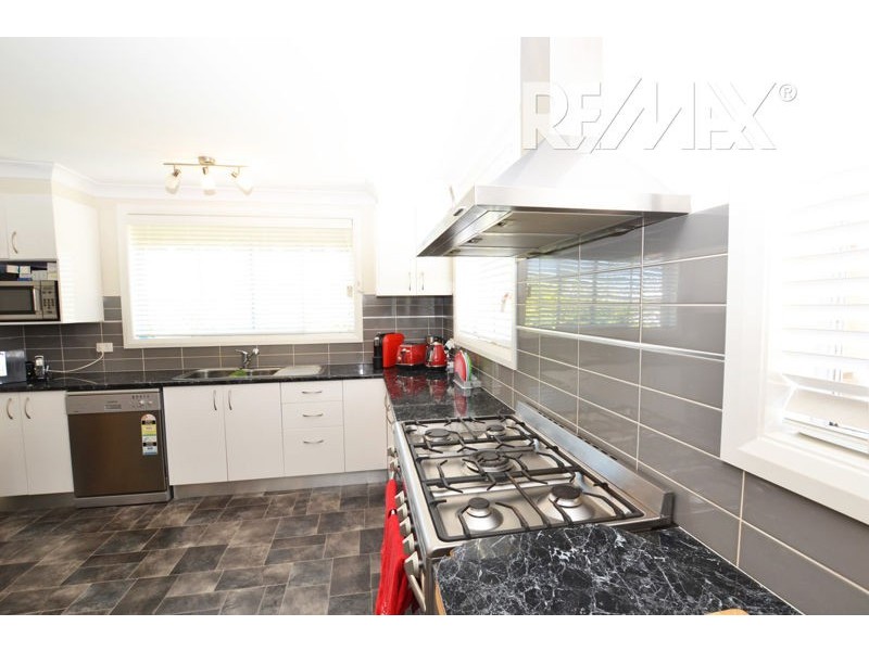 3 Kitchener Street, Junee NSW 2663