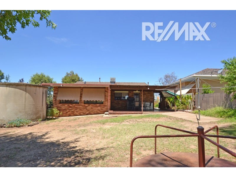 3 Kitchener Street, Junee NSW 2663