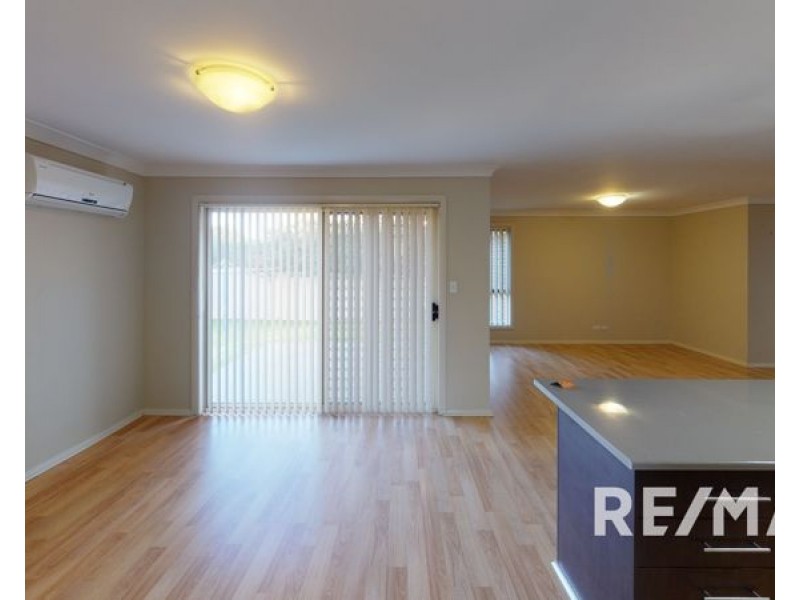 1 Johnston Street, Junee NSW 2663