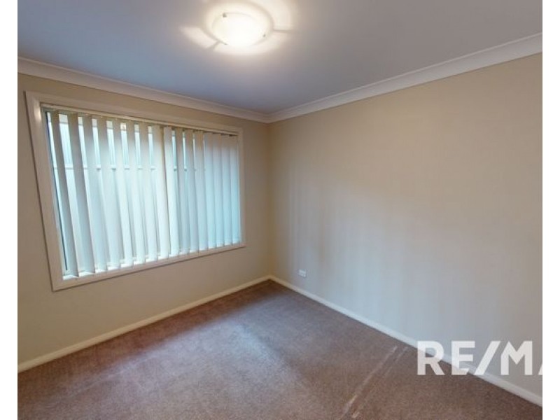 1 Johnston Street, Junee NSW 2663