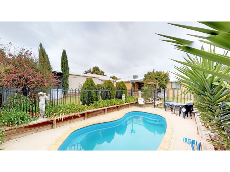 90 Hill Street, Junee NSW 2663