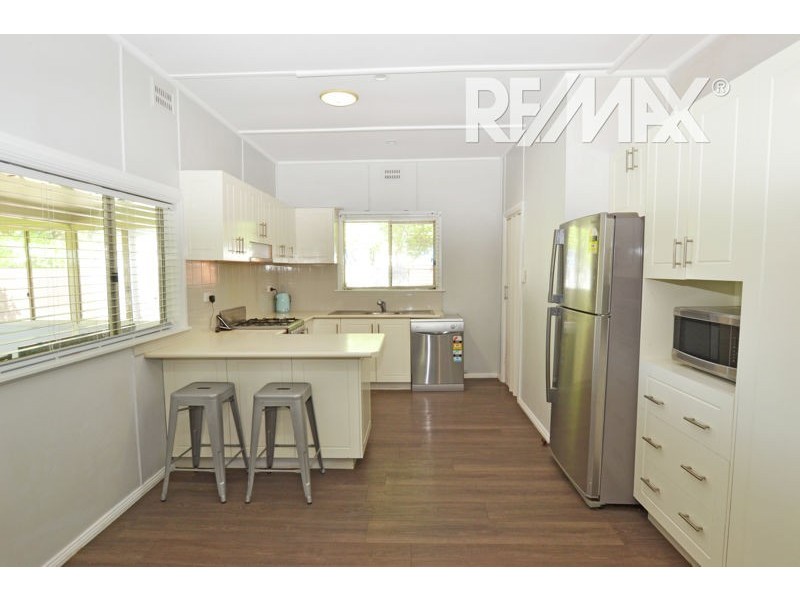 7 Gloucester Street, Junee NSW 2663