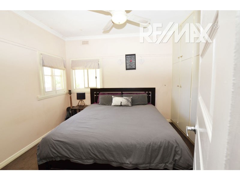 7 Gloucester Street, Junee NSW 2663