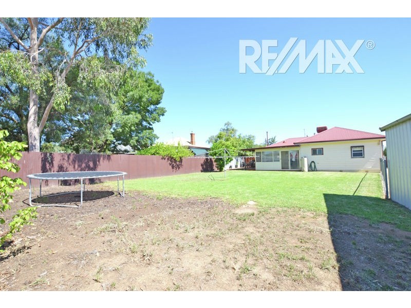 7 Gloucester Street, Junee NSW 2663