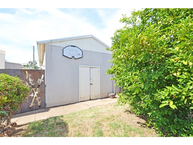 46 Regent Street, Junee NSW 2663
