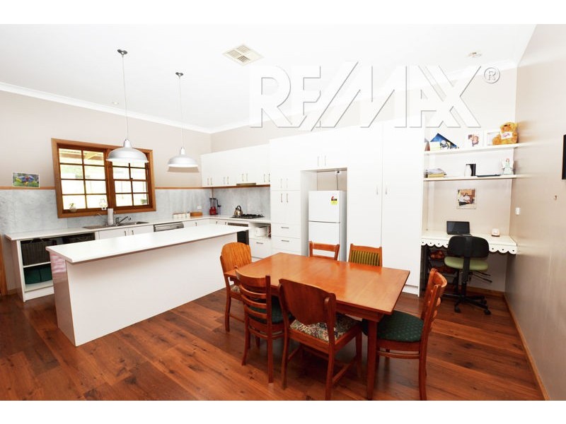 76 Lisgar Street, Junee NSW 2663