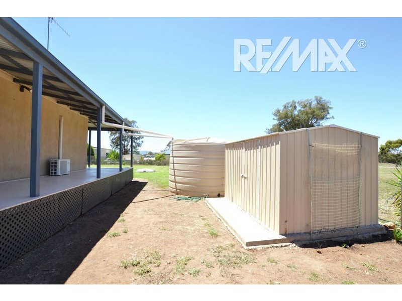 9-11 Howell Street, Junee NSW 2663