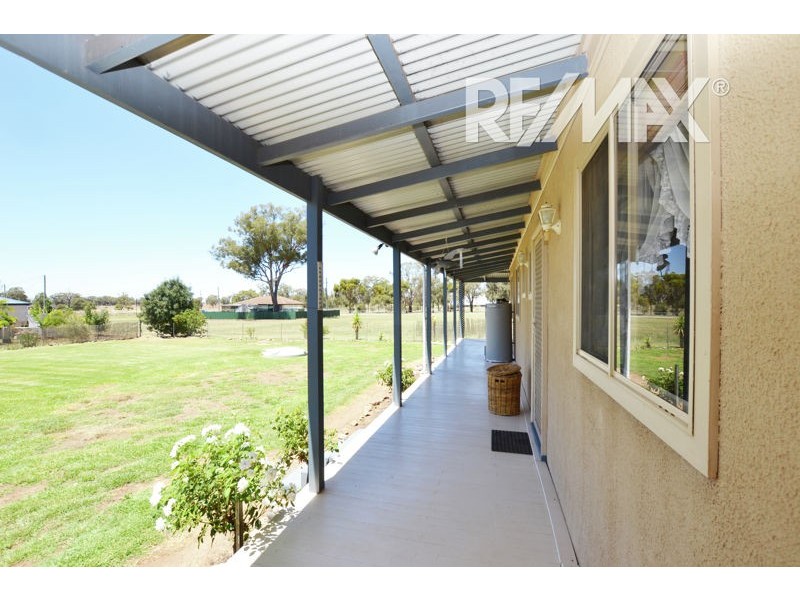 9-11 Howell Street, Junee NSW 2663