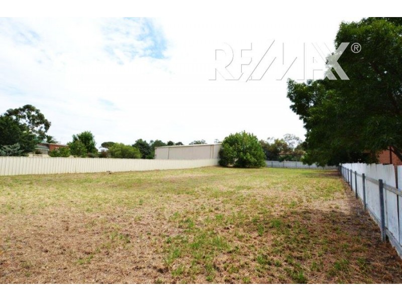 11 Marquis Street, Junee NSW 2663