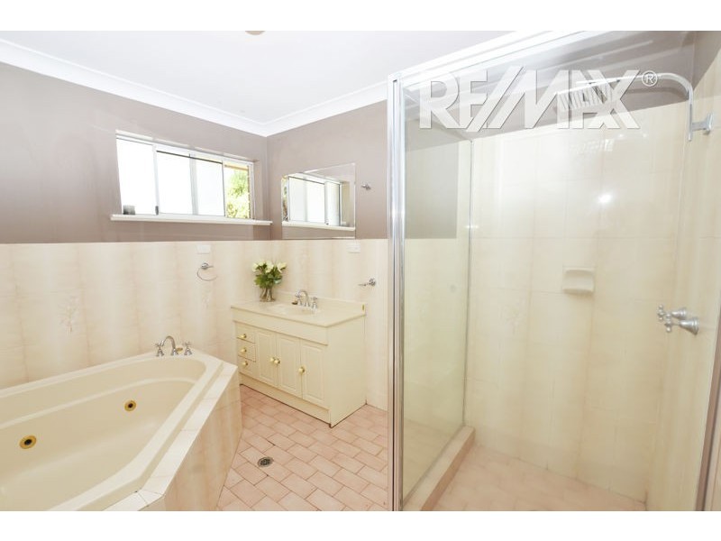 43 Pretoria Avenue, Junee NSW 2663