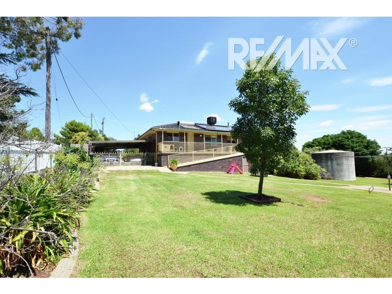 43 Pretoria Avenue, Junee NSW 2663