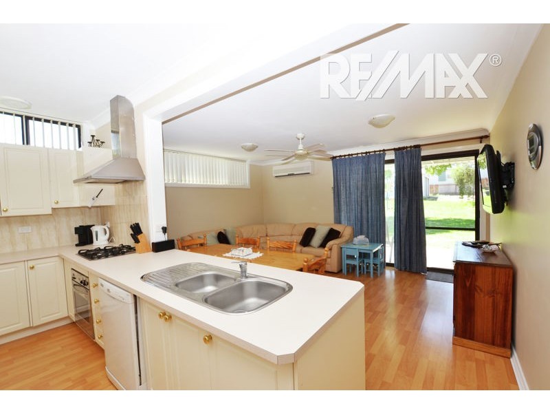 62 Main Street, Junee NSW 2663