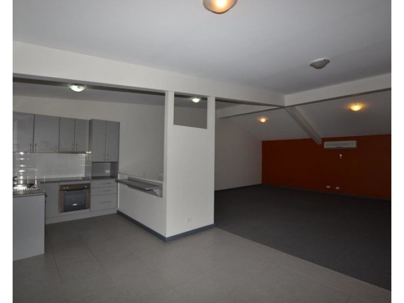 5/65 Commins Street, Junee NSW 2663