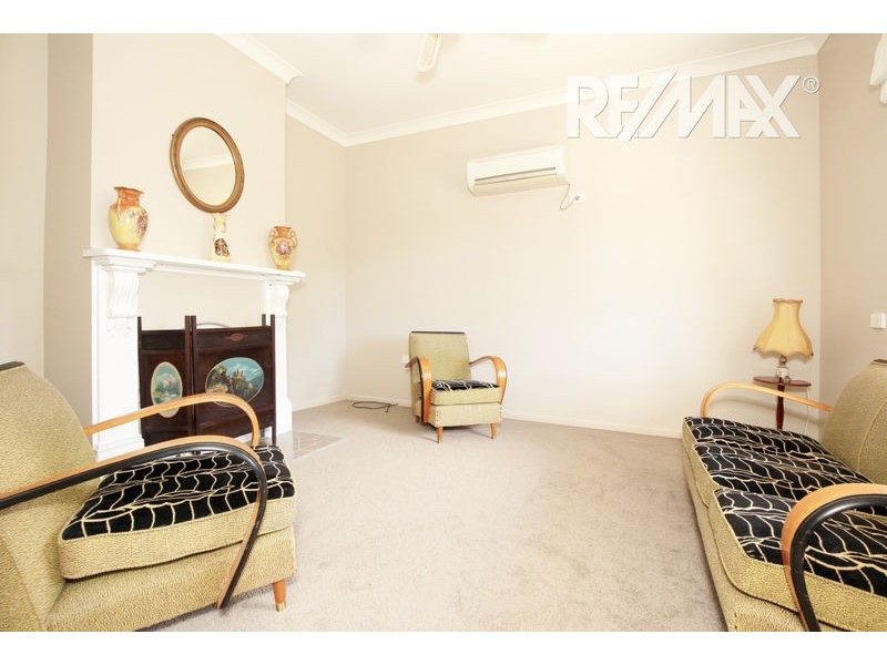 34 Kemp Street, Junee NSW 2663
