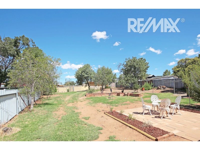 34 Kemp Street, Junee NSW 2663