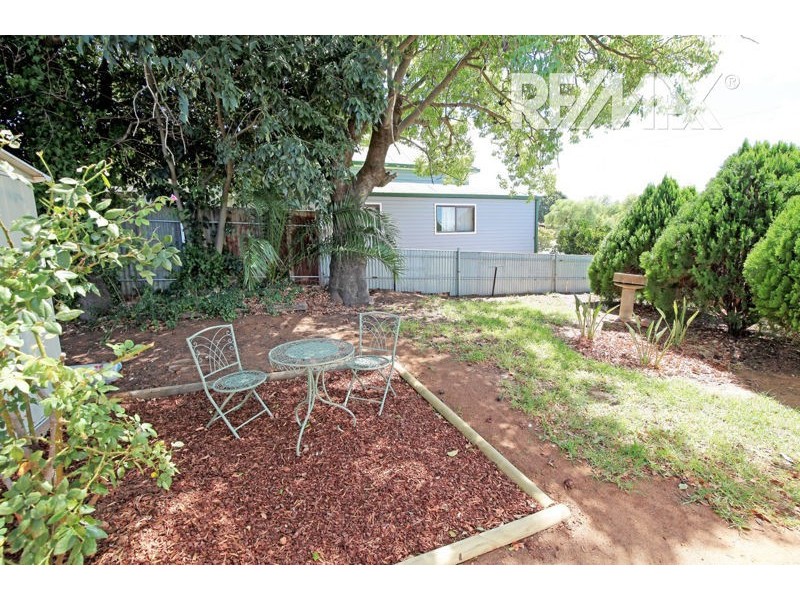 34 Kemp Street, Junee NSW 2663