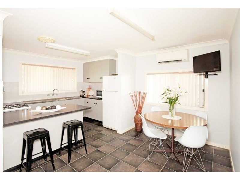 35 Regent Street, Junee NSW 2663