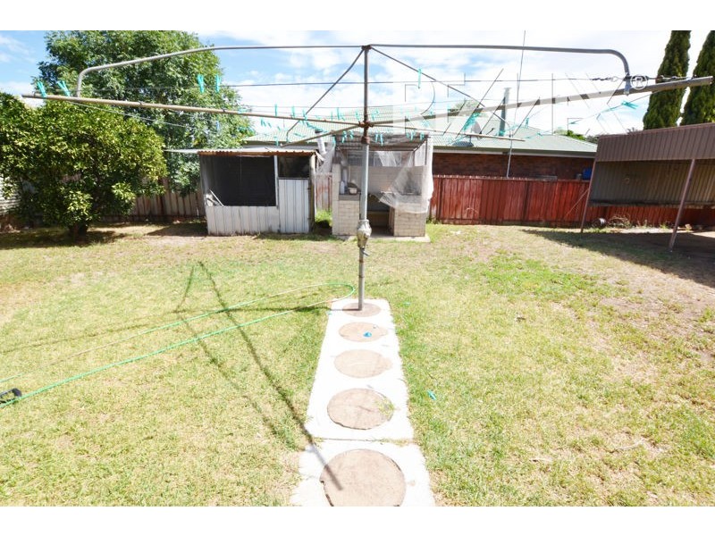 12 Illabo Road, Junee NSW 2663