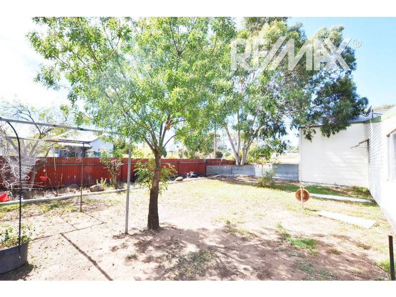 12 Illabo Road, Junee NSW 2663