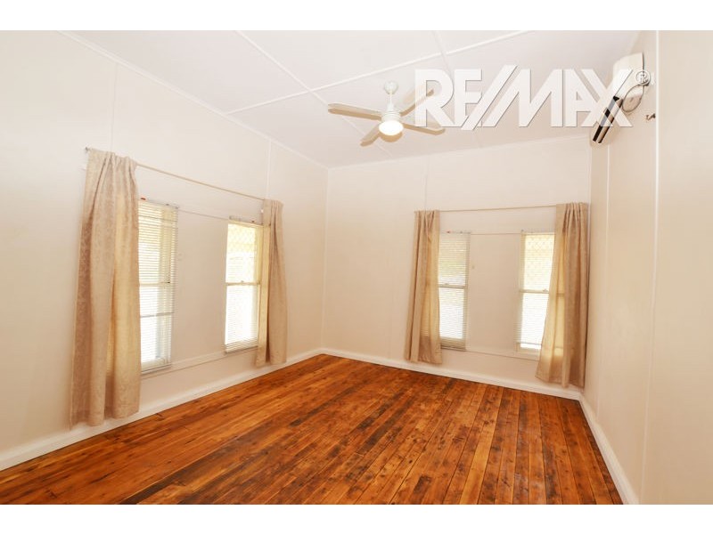 46 Regent Street, Junee NSW 2663