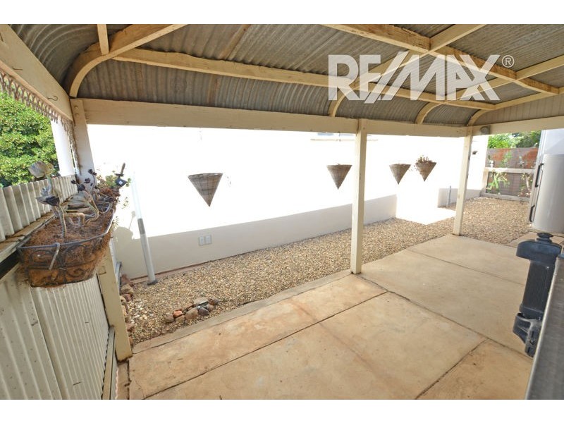 46 Regent Street, Junee NSW 2663