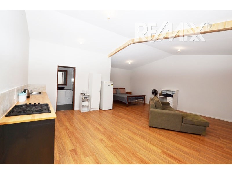 37 Wyoming Lane, Junee NSW 2663