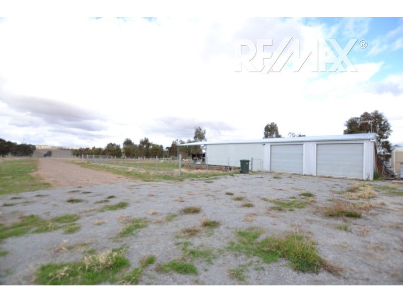 37 Wyoming Lane, Junee NSW 2663