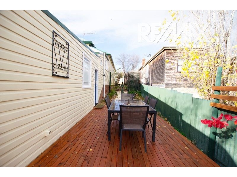 33 Commins Street, Junee NSW 2663