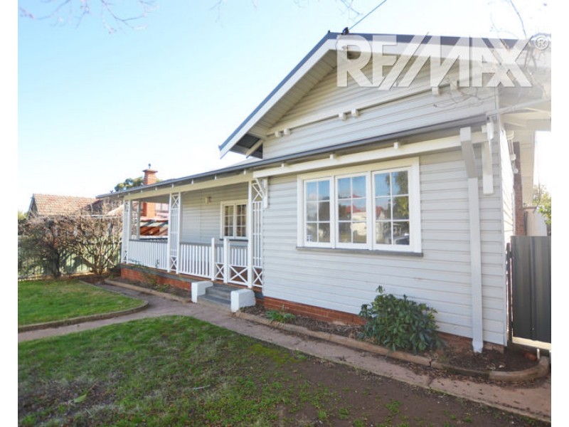 34 Pitt Street, Junee NSW 2663