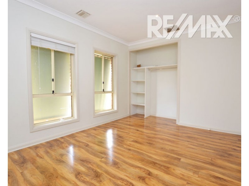 4 Gwynne Place, Junee NSW 2663