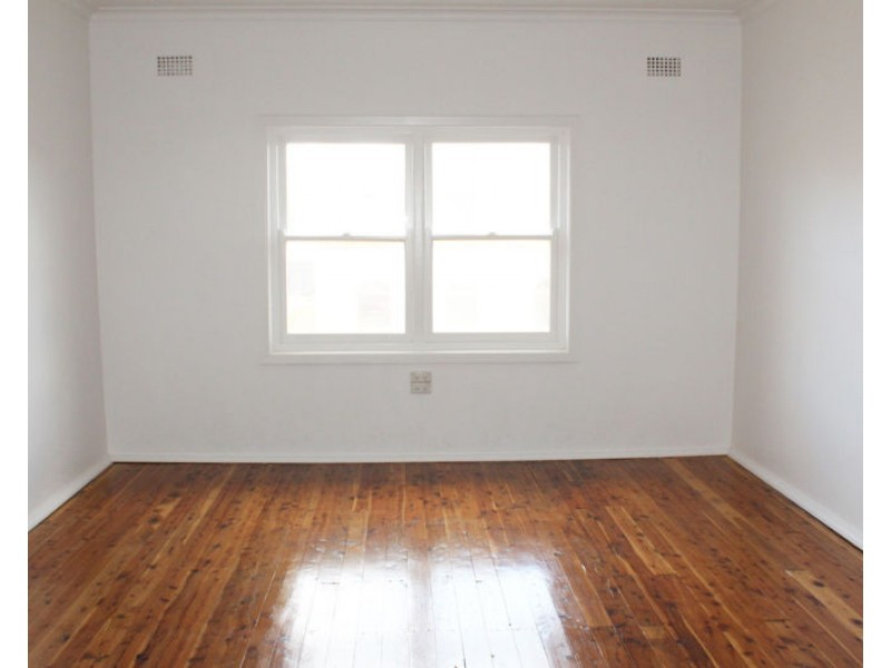 2 Belmore Street, Junee NSW 2663