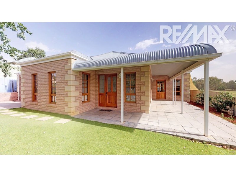 17 Fitzroy Street, Junee NSW 2663