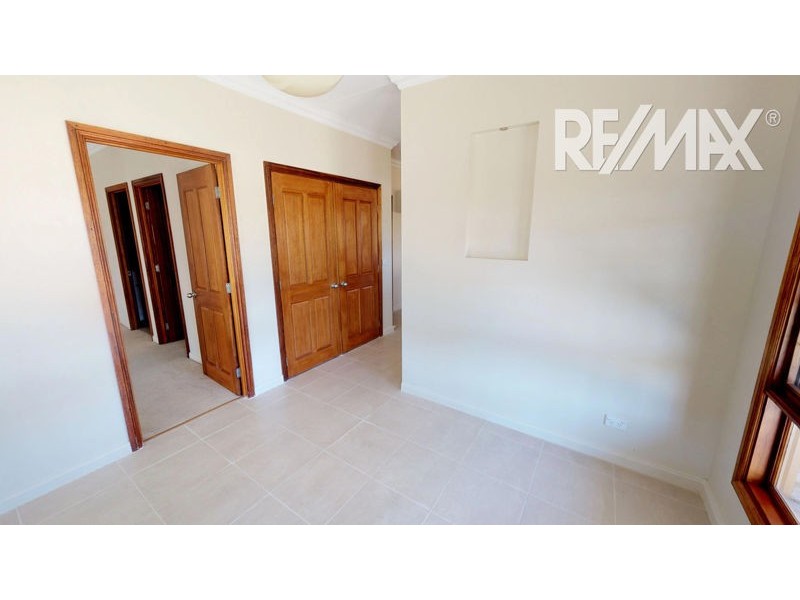 17 Fitzroy Street, Junee NSW 2663