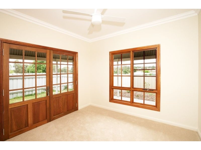 17 Fitzroy Street, Junee NSW 2663