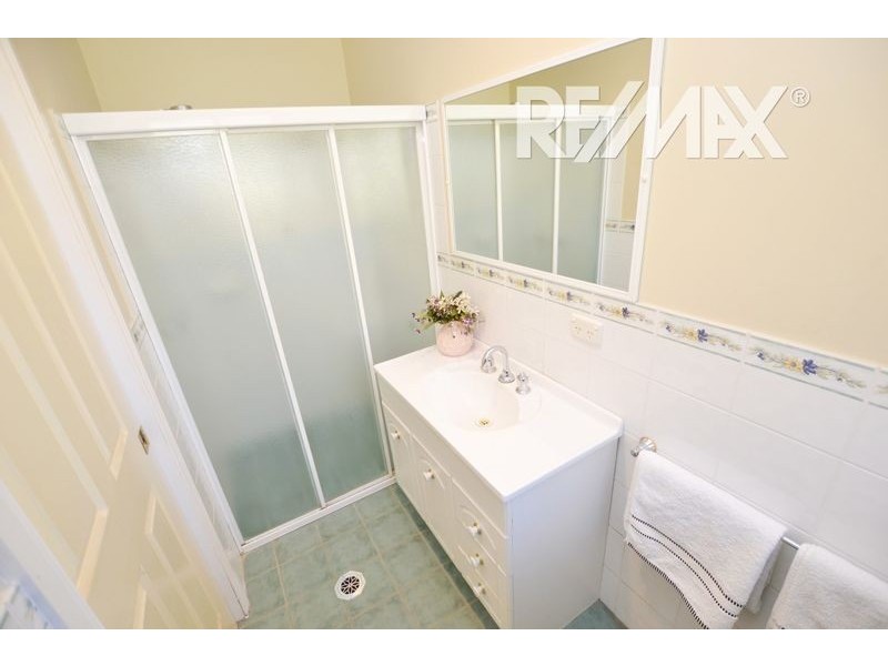 20 John Potts Drive, Junee NSW 2663