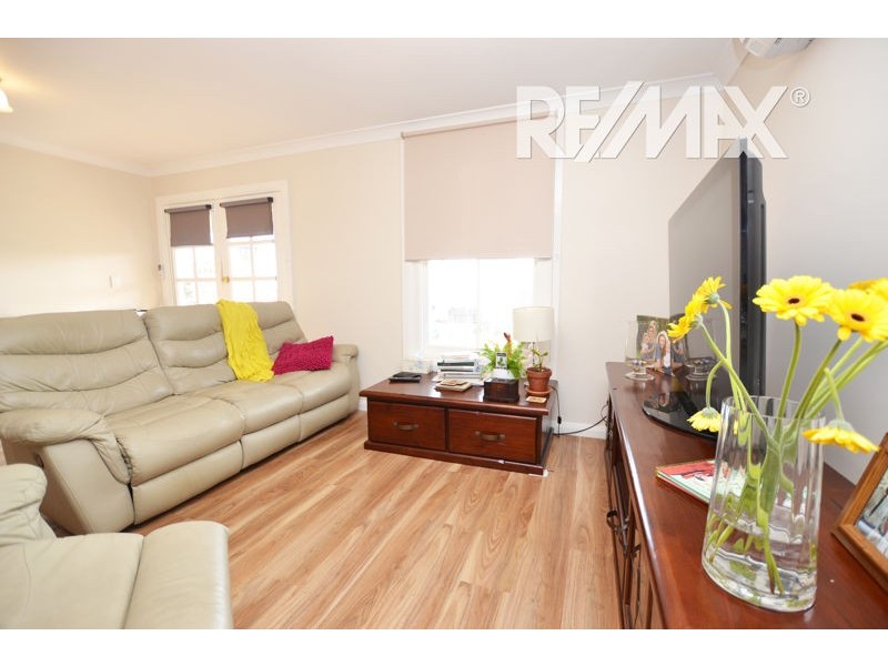 52 Hill Street, Junee NSW 2663