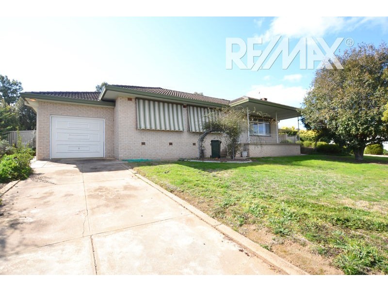 14 Lillian Street, Junee NSW 2663