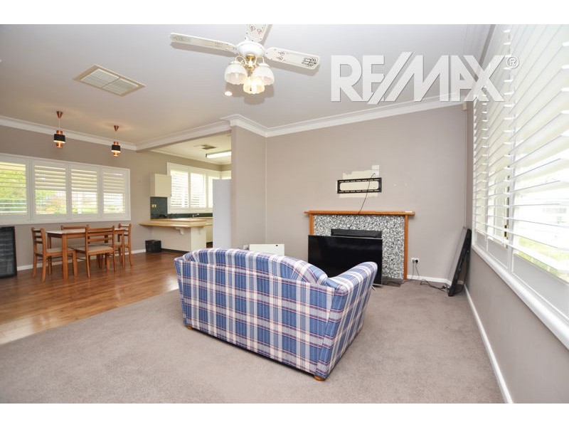 14 Lillian Street, Junee NSW 2663