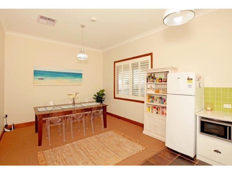 54 Commins St, Junee NSW 2663