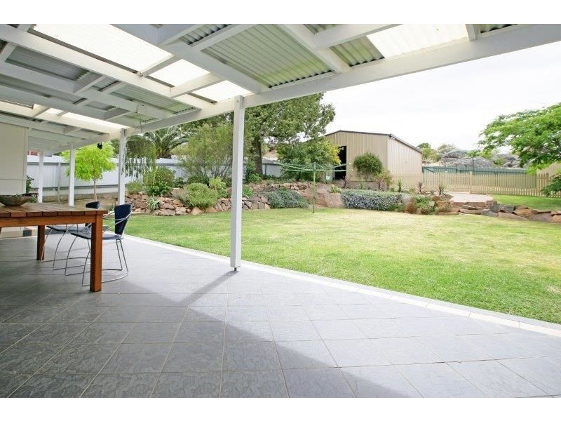 54 Commins St, Junee NSW 2663