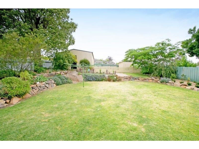 54 Commins St, Junee NSW 2663