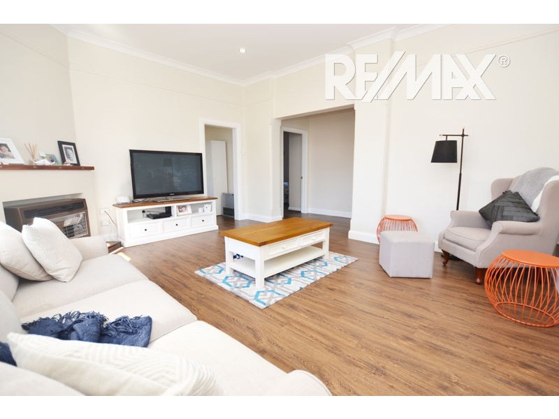 88 Main Street, Junee NSW 2663