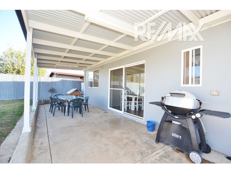 88 Main Street, Junee NSW 2663