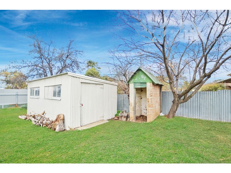 6 Prince Street, Junee NSW 2663