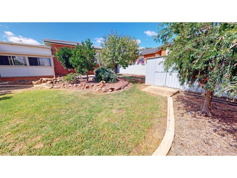 11 Hunter St, Junee NSW 2663