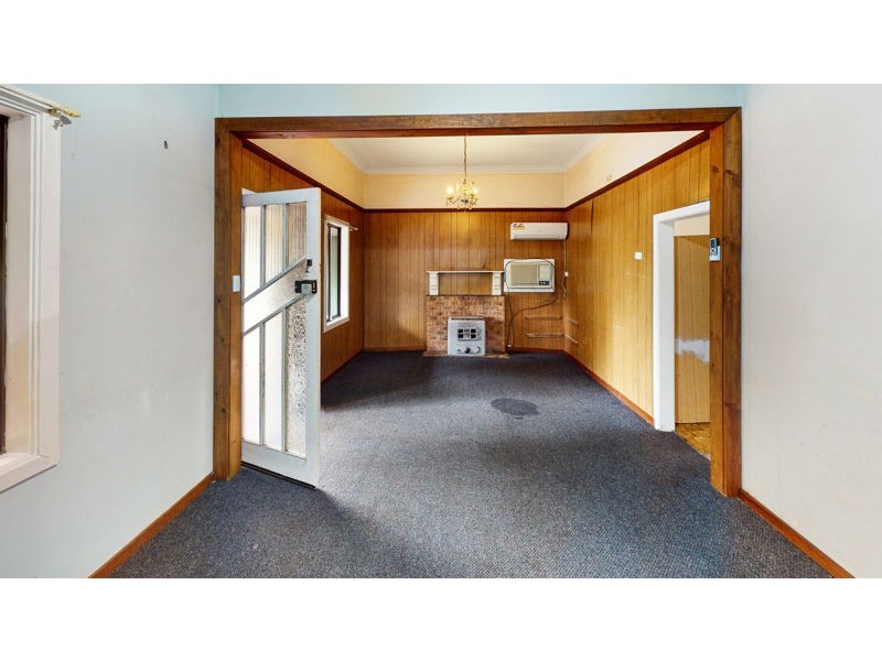 12 Illabo Road, Junee NSW 2663