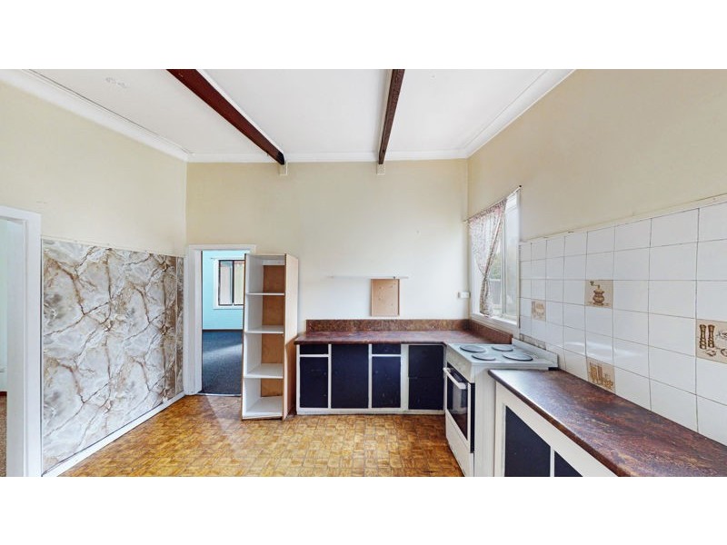 12 Illabo Road, Junee NSW 2663