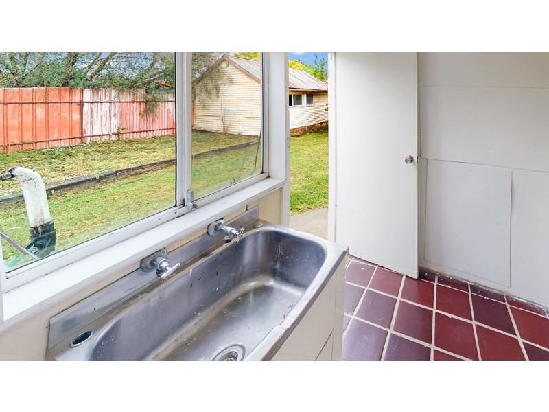 12 Illabo Road, Junee NSW 2663