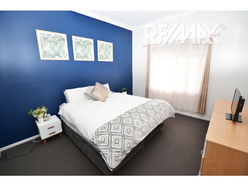 16 Kemp Street, Junee NSW 2663