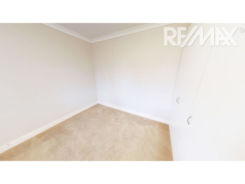 18 Kemp St, Junee NSW 2663